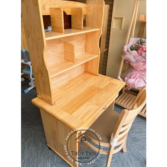 Bàn học sinh gỗ thông