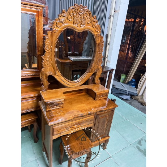Bàn trang điểm gỗ tràm hình trái tim ngang 80cm