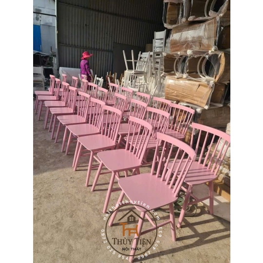 Bộ bàn ăn cao su 7 nan 4 ghế mặt gỗ tự nhiên giá rẻ