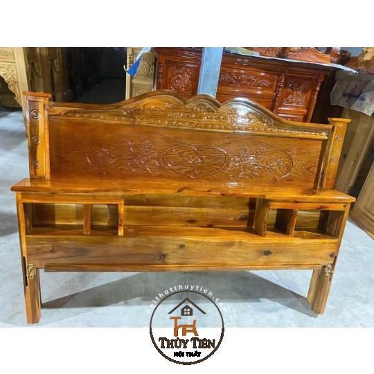 Giường ngủ gỗ tràm