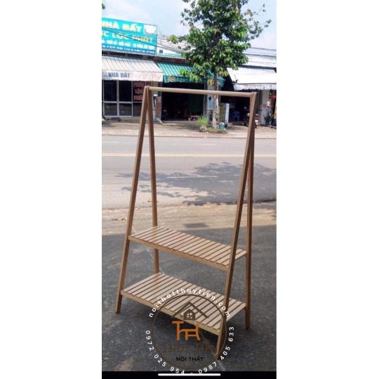 Kệ treo quần áo gỗ thông