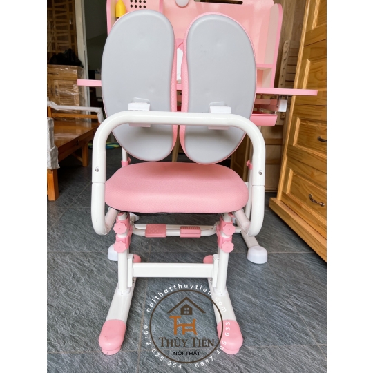 Ghế học sinh chống gù tăng giảm chiều cao  có miếng đệm êm giúp bé có tư thế ngồi đúng, thoải mái