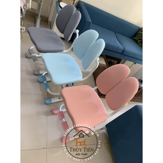 Ghế học sinh chống gù tăng giảm chiều cao  có miếng đệm êm giúp bé có tư thế ngồi đúng, thoải mái