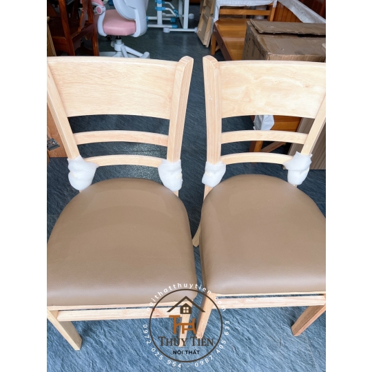 Ghế gỗ cabin mặt nệm