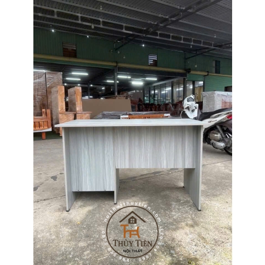 Bàn làm việc okal min có hộc khoá chắc chắn