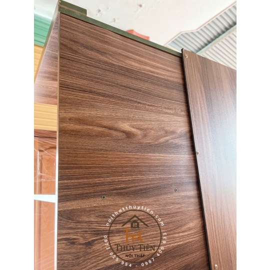 Tủ quần áo MDF lõi xanh cửa lùa có kệ ngoài ngang 1m6