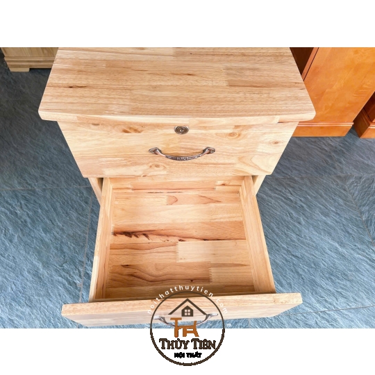 Tủ đầu giường gỗ cao su