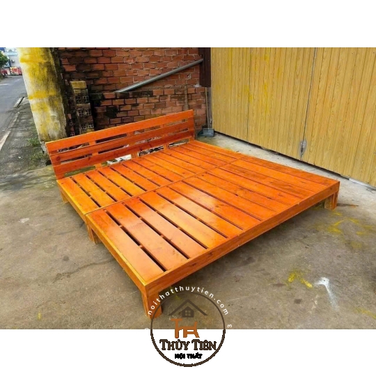 Mẫu Giường pallet gỗ thông