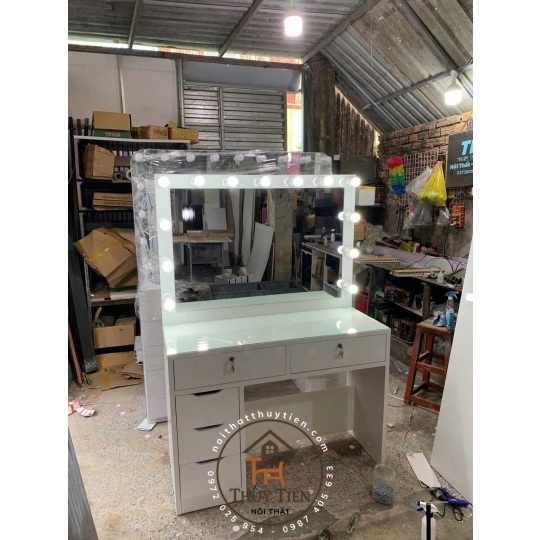 Bàn makeup kèm gương led bàn trang điểm gỗ MDF lõi xanh chuyên nghiệp giá tại xưởng