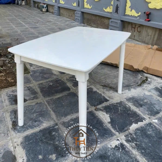 Bộ bàn ăn cao su 7 nan 4 ghế 6 ghế màu trắng giá rẻ