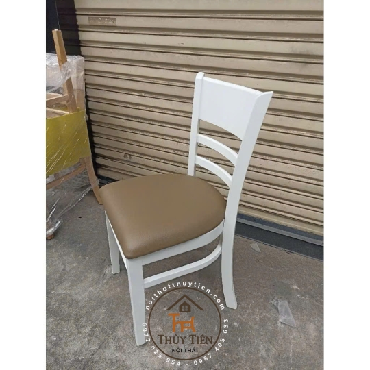 Bàn Ăn Gỗ Cao Su 4 Ghế  cabin Mặt Nệm giá rẻ - BGCSMN 001