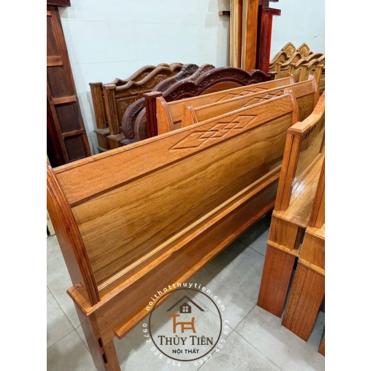 Giường căm xe mặt gõ 