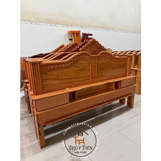 Giường căm xe mặt gõ 