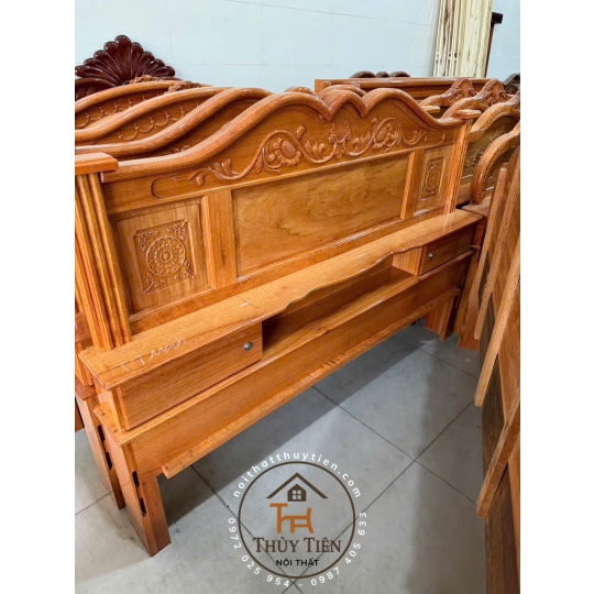 Giường căm xe mặt gõ 