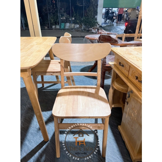 Bộ bàn ăn cao su mango 4 ghế mặt gỗ tự nhiên giá rẻ