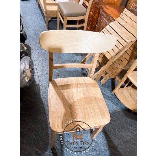 Bộ bàn ăn cao su mango 4 ghế mặt gỗ tự nhiên giá rẻ