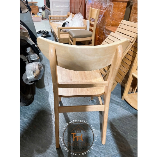 Bộ bàn ăn cao su mango 4 ghế mặt gỗ tự nhiên giá rẻ