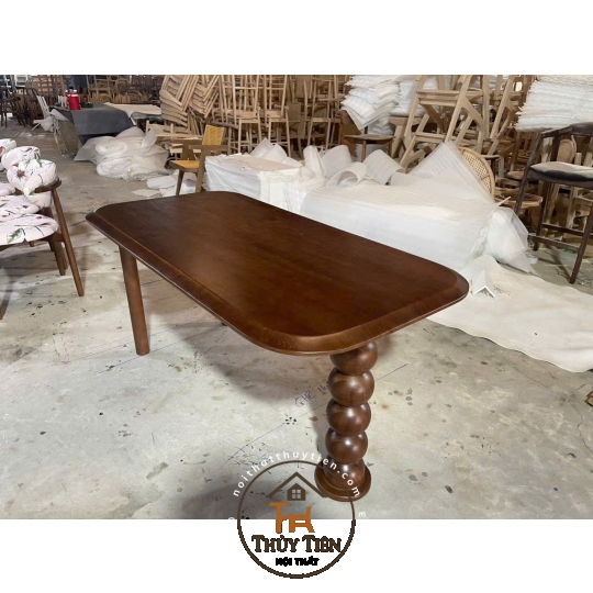 Các mẫu bàn  thông dụng