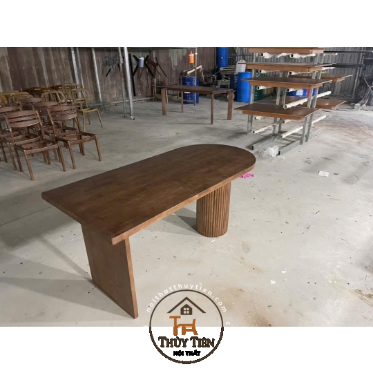 Các mẫu bàn  thông dụng